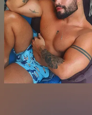 OnlyFans cuenta meboyshot2 header 2