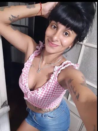OnlyFans account  vickyyy97 header 2