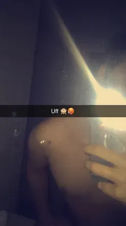 OnlyFans cuenta tellmeasecret avatar 1