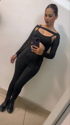 OnlyFans cuenta vanessaonly2222 header 2