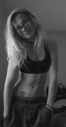OnlyFans cuenta glitchthesystem420 avatar 1