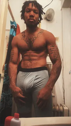 OnlyFans cuenta sevenmilemiyj23 header 2