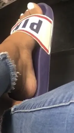 OnlyFans cuenta moonbabifeet avatar 1