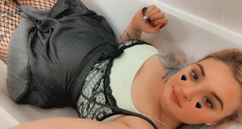 OnlyFans cuenta playwithmandiii header 2