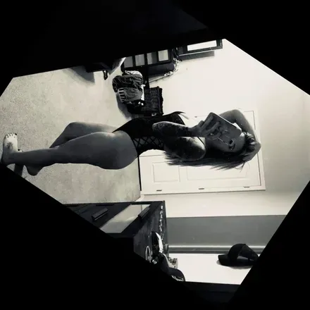 OnlyFans cuenta therealalliesin header 2