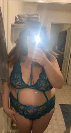 OnlyFans cuenta hottmomma133 header 2