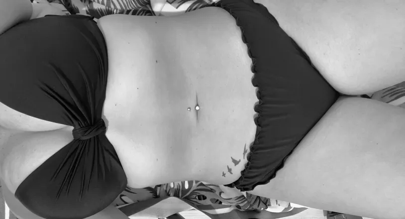 OnlyFans cuenta livvy808 header 2