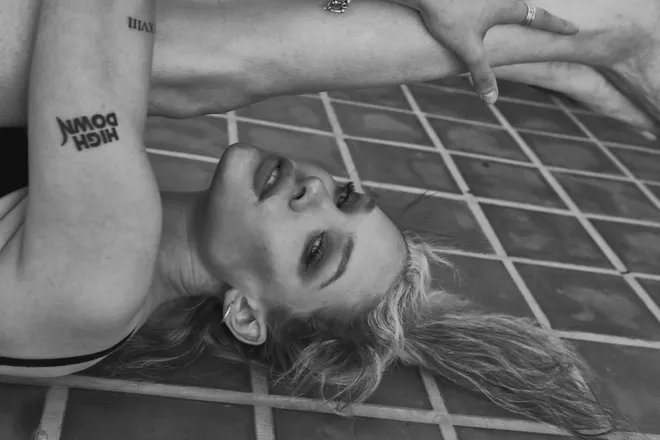 OnlyFans cuenta fridonna header 2