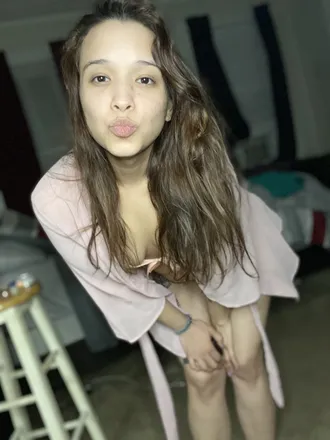 OnlyFans account  smokahontus420 header 2