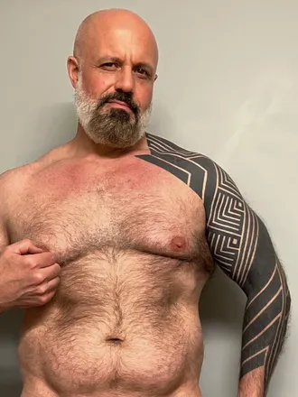 OnlyFans account  volts45 header 2
