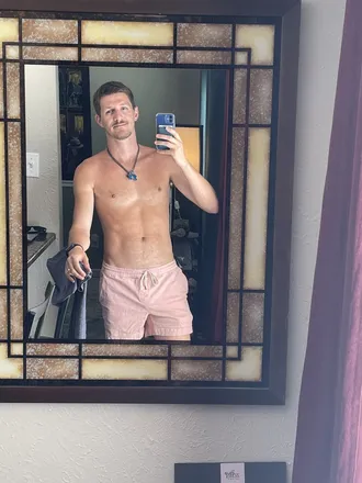 OnlyFans cuenta pupcid header 2