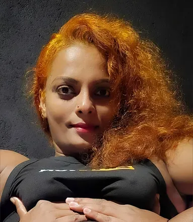 OnlyFans cuenta nilmini_official avatar 1