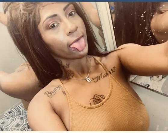 OnlyFans cuenta yalucky.1 header 2