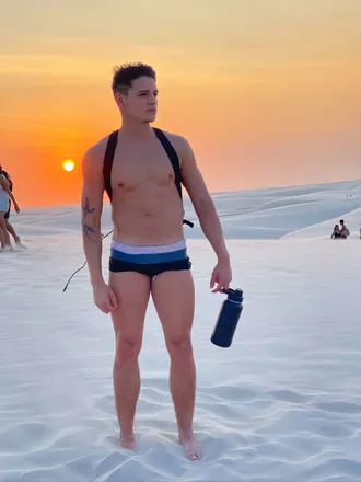 OnlyFans cuenta meneses_kai header 2