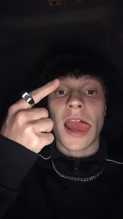 OnlyFans account  simalaur avatar 1