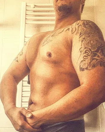 OnlyFans cuenta thejohnnyblack avatar 1