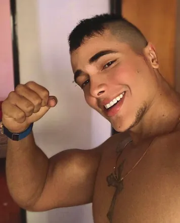 OnlyFans cuenta gosthinggarciad header 2