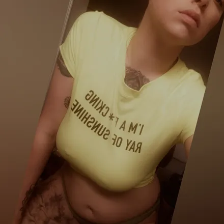 OnlyFans cuenta nikki.james.love header 2