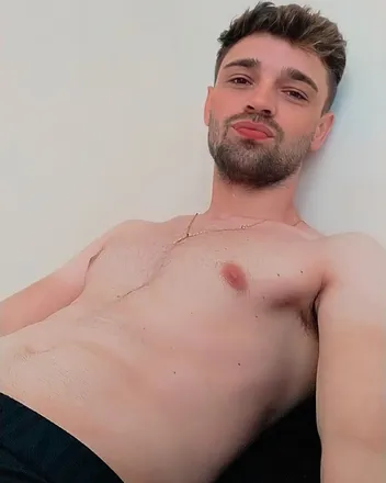 OnlyFans cuenta rafadamottaa header 2