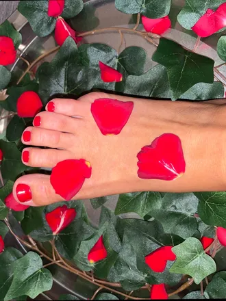 OnlyFans cuenta theycallme_cherry header 2