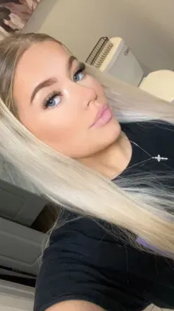 OnlyFans cuenta ukrainianbanana avatar 1
