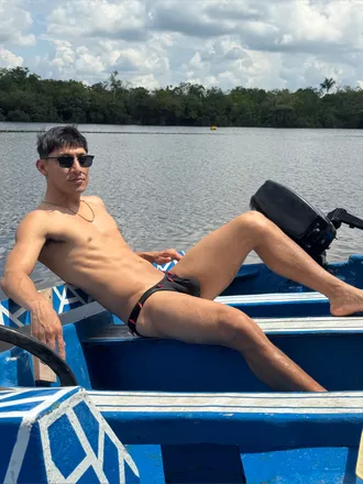 OnlyFans cuenta tobi_iquitos header 2