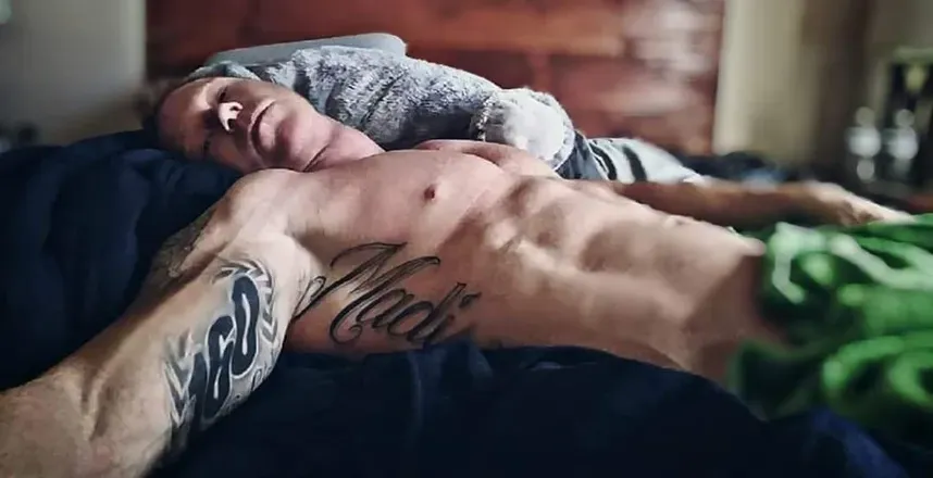 OnlyFans cuenta vanmichaels header 2