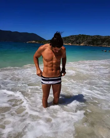 OnlyFans cuenta rafaelhenriquets header 2
