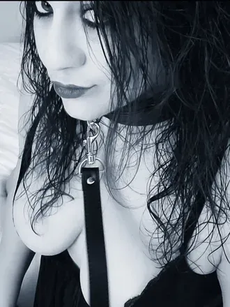 OnlyFans account  nylonsub avatar 1