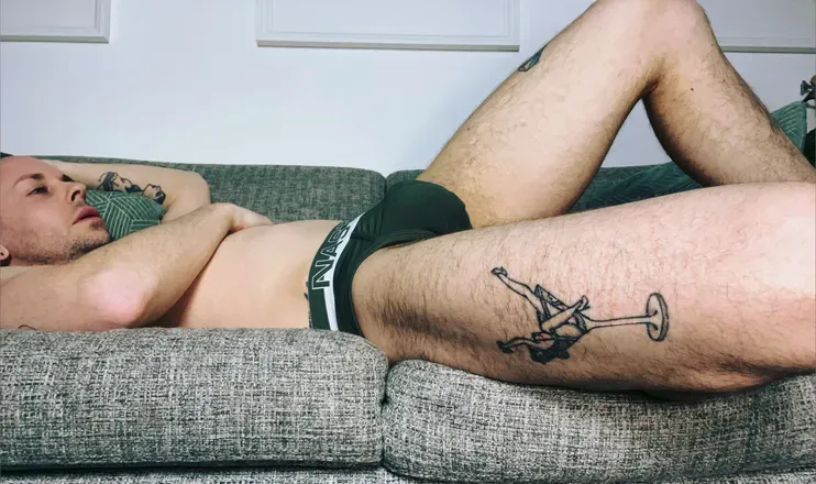 OnlyFans account  henryrob3rt header 2
