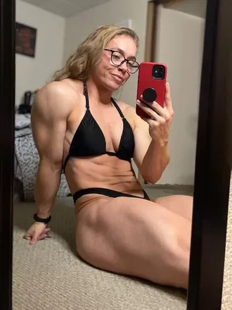 OnlyFans cuenta fit_shannonigans avatar 1