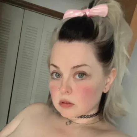 OnlyFans cuenta cherrycemetary avatar 1
