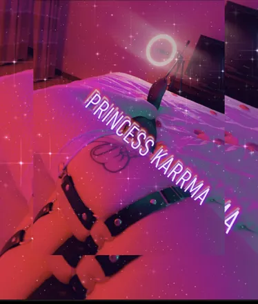 OnlyFans cuenta princesskarrma header 2