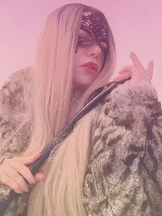 OnlyFans cuenta purple-pain avatar 1