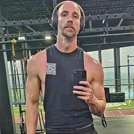 OnlyFans account  fitdad1981 avatar 1