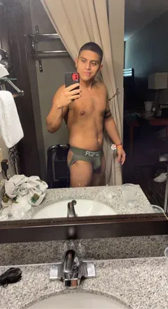 OnlyFans cuenta ravegay805 avatar 1