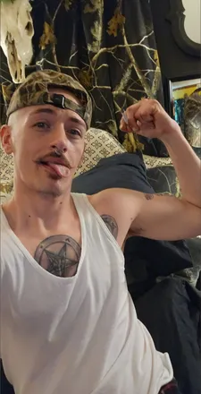 OnlyFans de aarononymous