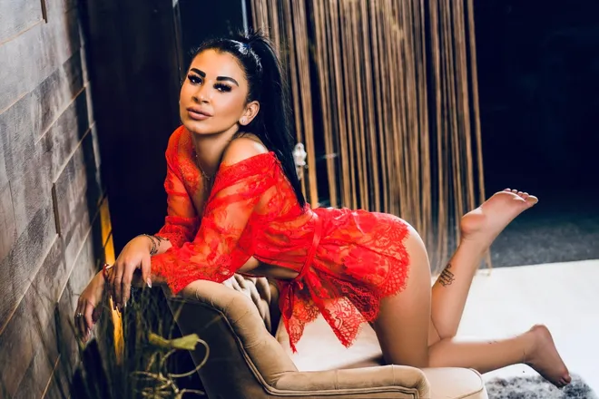 OnlyFans cuenta u225169903 header 2