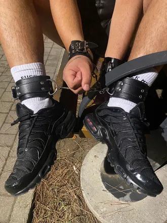 OnlyFans cuenta italiankinkyboy header 2