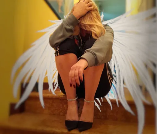 OnlyFans cuenta missveryfeet header 2