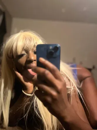 OnlyFans account  glorianoelle07 avatar 1