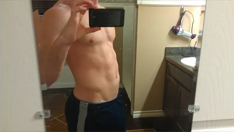 OnlyFans account  randomguy8999 avatar 1