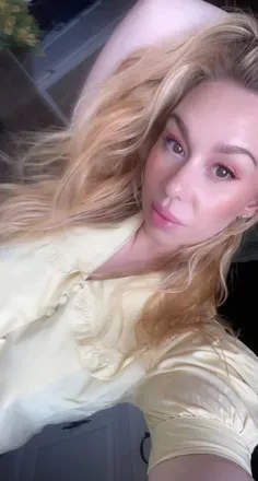 OnlyFans account  pollyplayfulfeet avatar 1