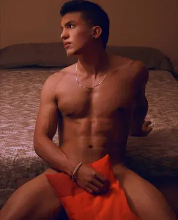 OnlyFans account  johnfx90 avatar 1
