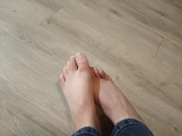 OnlyFans cuenta untouchedfoot header 2