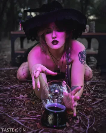 OnlyFans cuenta aalienwitchh2.0 avatar 1