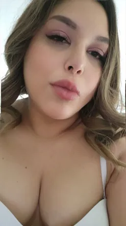 OnlyFans cuenta sexynkinkylatina avatar 1