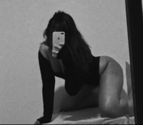 OnlyFans cuenta monchaka4 header 2