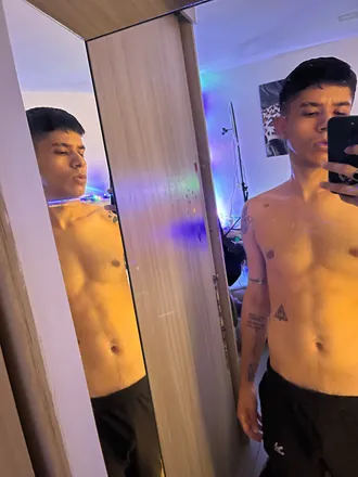 OnlyFans cuenta charlesjamssa header 2