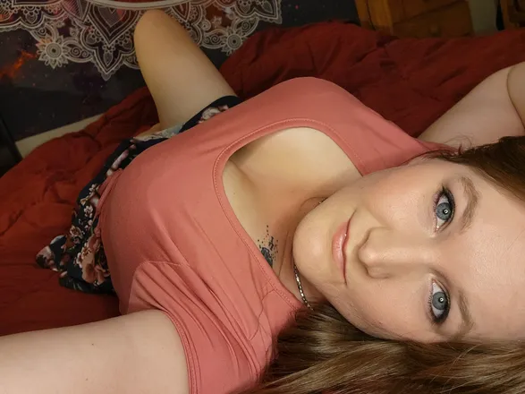 OnlyFans cuenta jigglypuffs_420 header 2